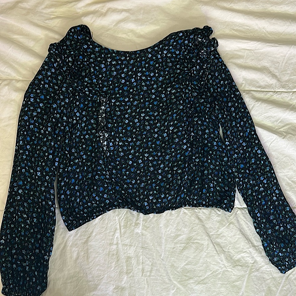 Blue Floral print w/ frills